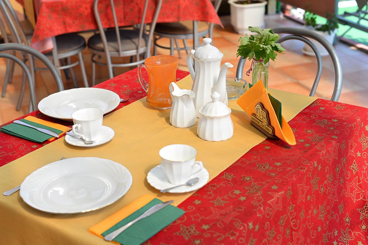 Family Art-Hotel Zora Vratsa Ngoại thất bức ảnh