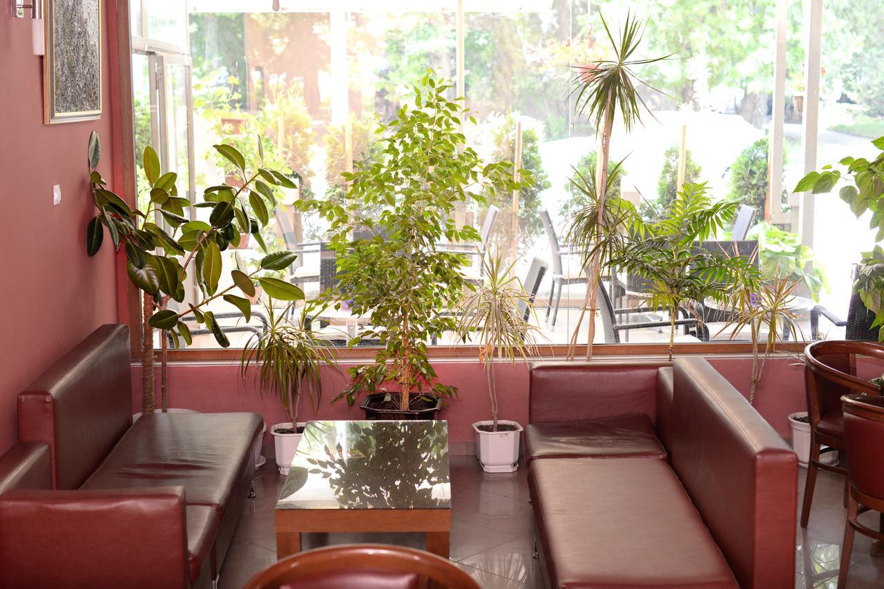 Family Art-Hotel Zora Vratsa Ngoại thất bức ảnh
