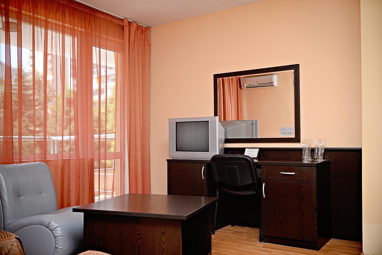 Family Art-Hotel Zora Vratsa Ngoại thất bức ảnh