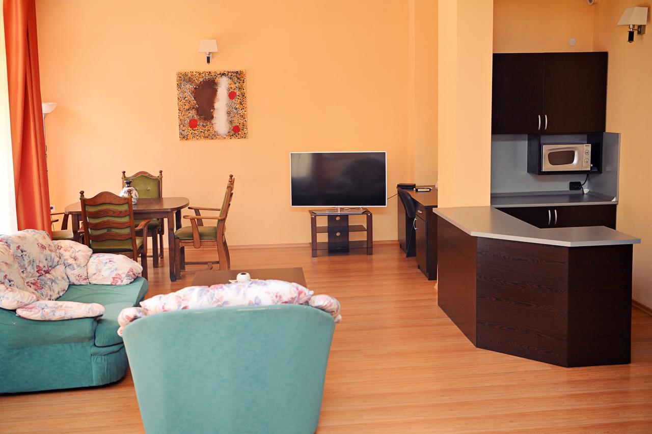 Family Art-Hotel Zora Vratsa Ngoại thất bức ảnh