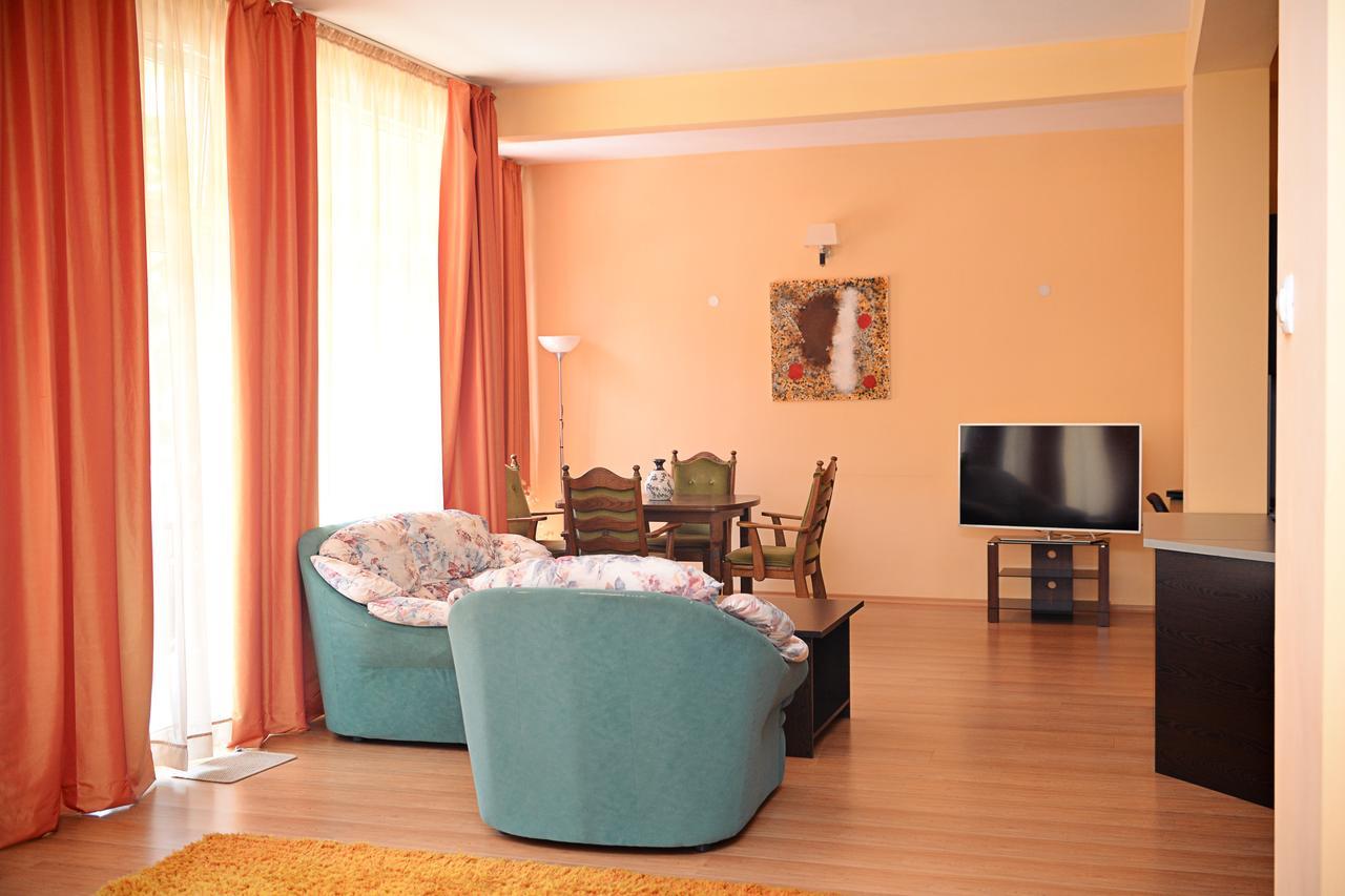 Family Art-Hotel Zora Vratsa Ngoại thất bức ảnh