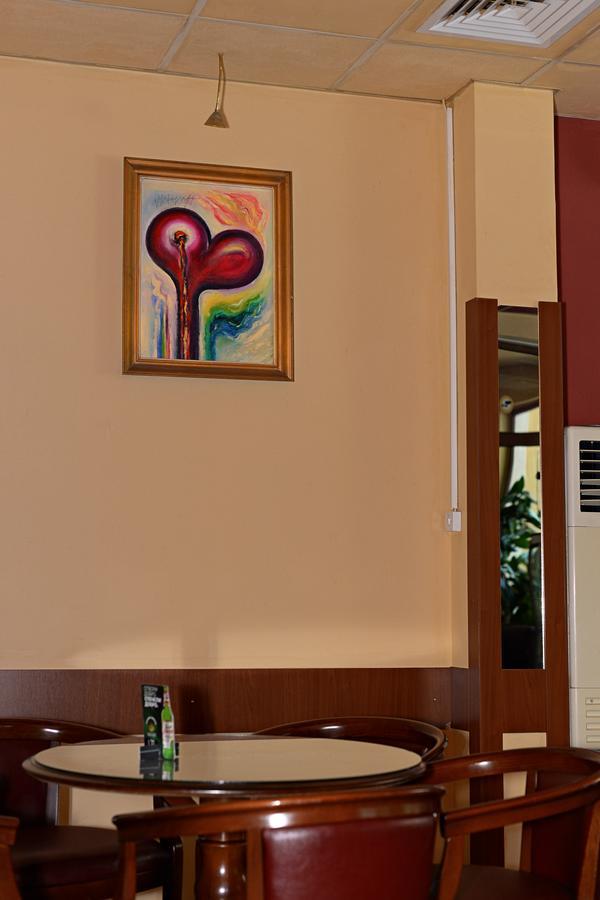 Family Art-Hotel Zora Vratsa Ngoại thất bức ảnh